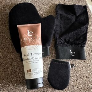 NEW Beauty by Earth Self Tanner with Exfoliating & Application Mitt Set